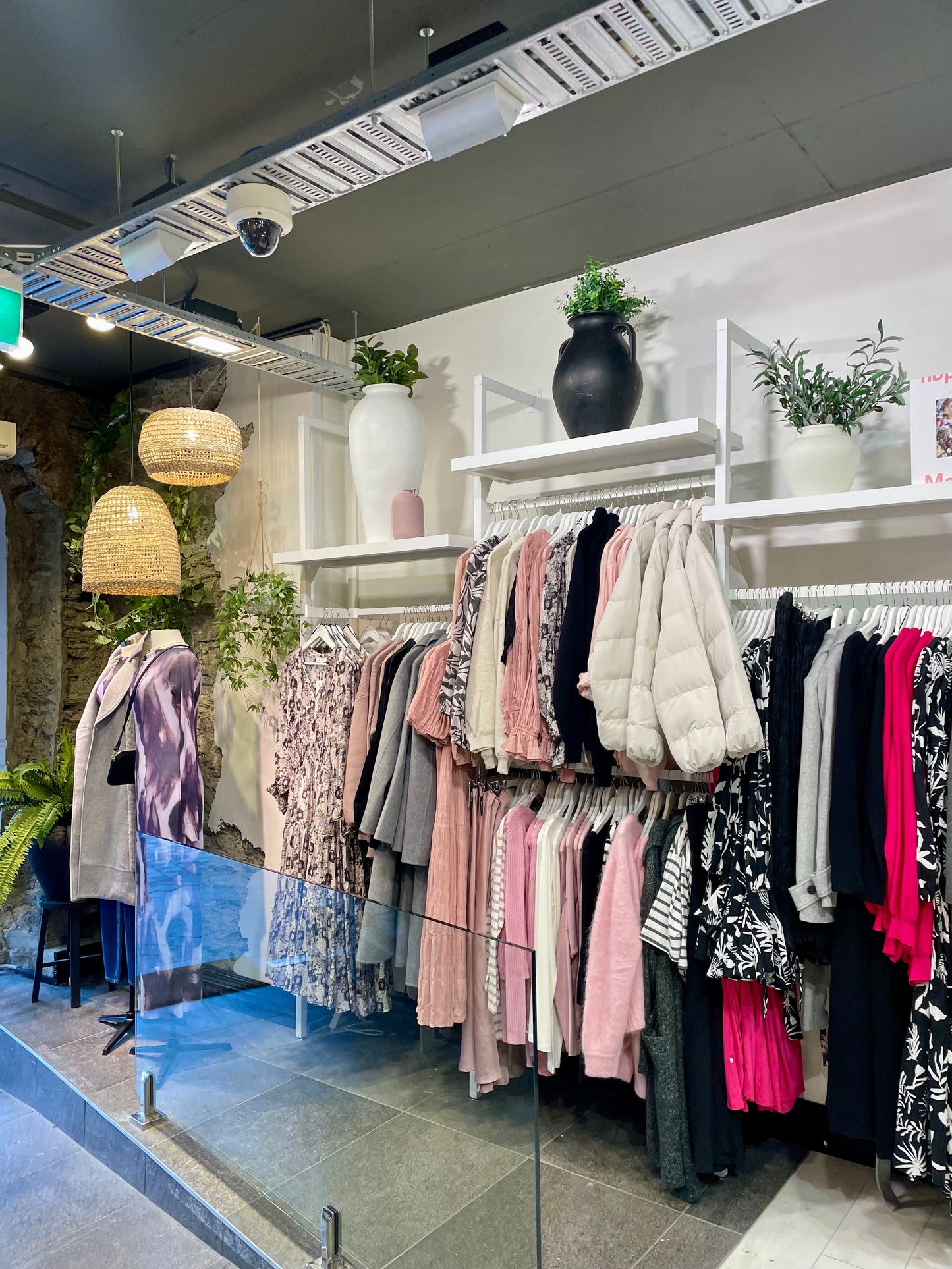 Aurora - Rectangular Retail Shop - Tilt Downlight